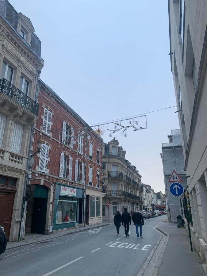 L Oote Appart Épernay Esterno foto